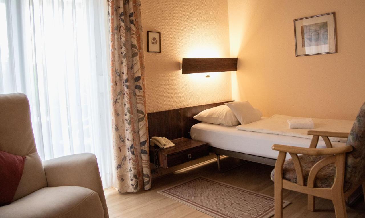 Haus Mecklenburg Hotel Pension Бад-Зальцуфлен Экстерьер фото