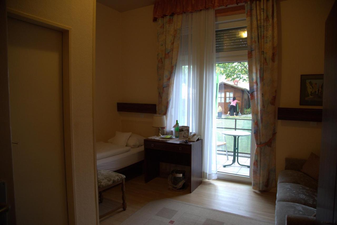 Haus Mecklenburg Hotel Pension Бад-Зальцуфлен Экстерьер фото
