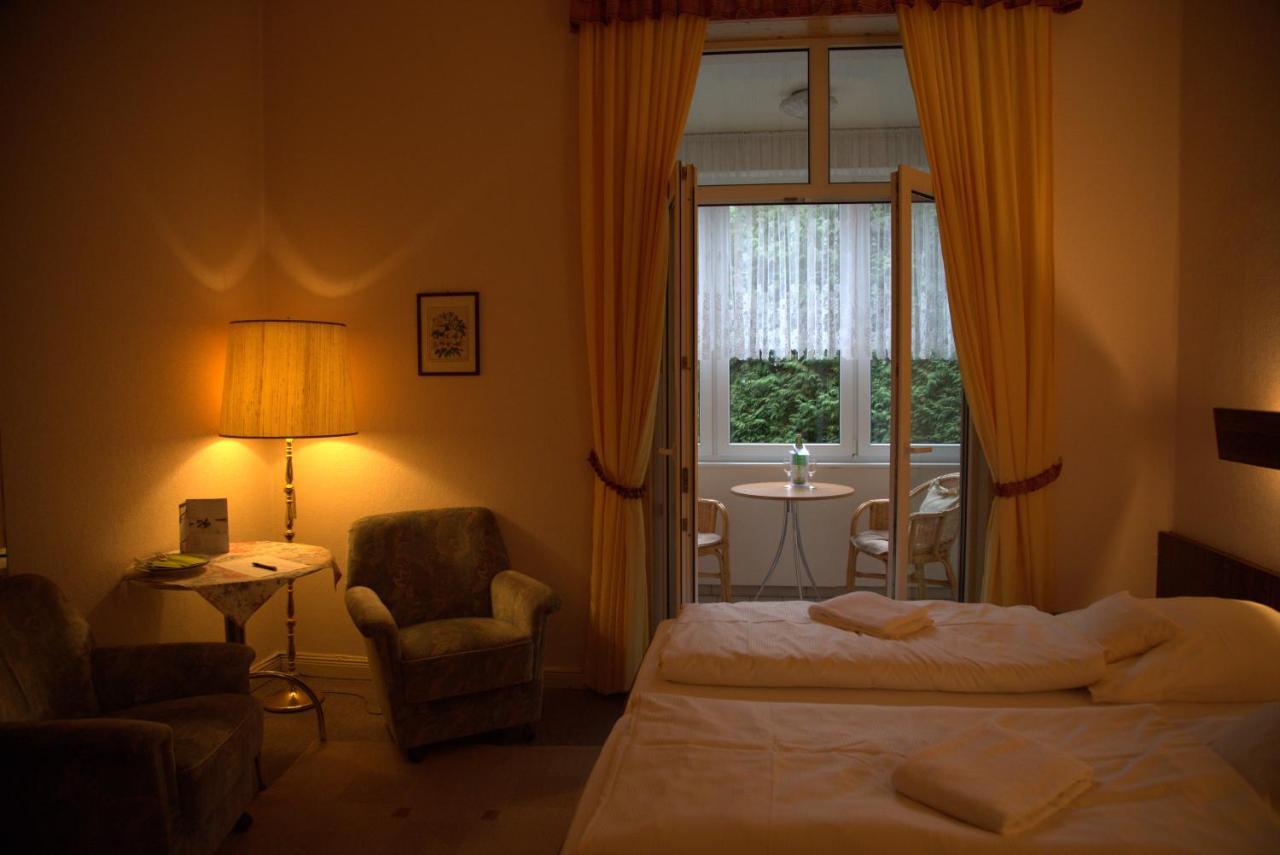 Haus Mecklenburg Hotel Pension Бад-Зальцуфлен Экстерьер фото
